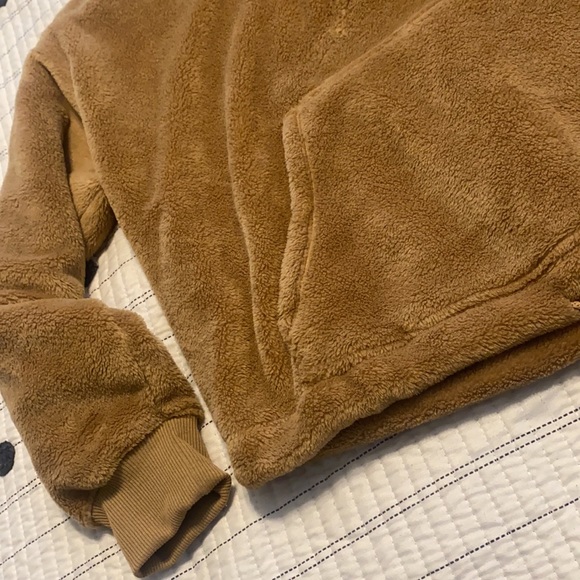 Old Navy pullover - Picture 3 of 6